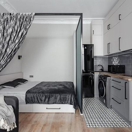 City Centre Silver Apartment オデッサ エクステリア 写真